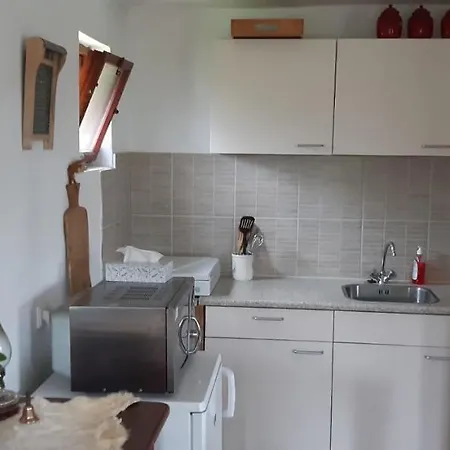 Stuga Horni Blatna بيت للعطل *